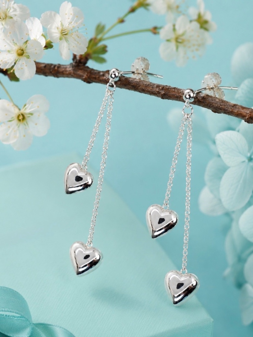 Tiffany & Co. Puffed Heart Dangle drop Earrings  925 w/box
